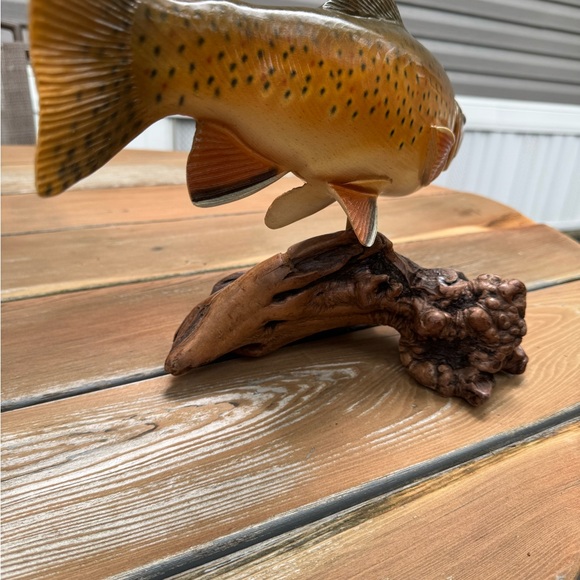 Bob Berry Trout Wood Carved Fish! - Picture 7 of 10